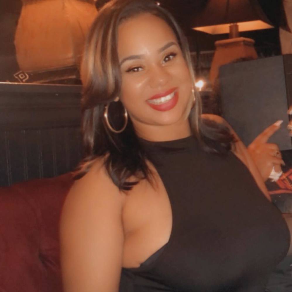 Meet your Posher, Rihana